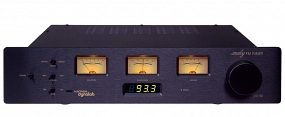 Magnum Dynalab analogue tuner with 3 VU meters